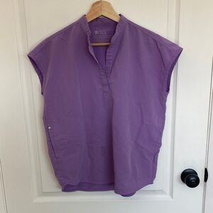 Figs Women's Lavender Split-Neck Tunic Top